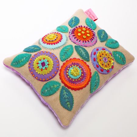 Workshop -- Pansy Pincushion