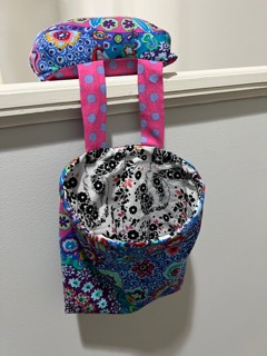 RNQG Boutique Workshop: Thread Catcher